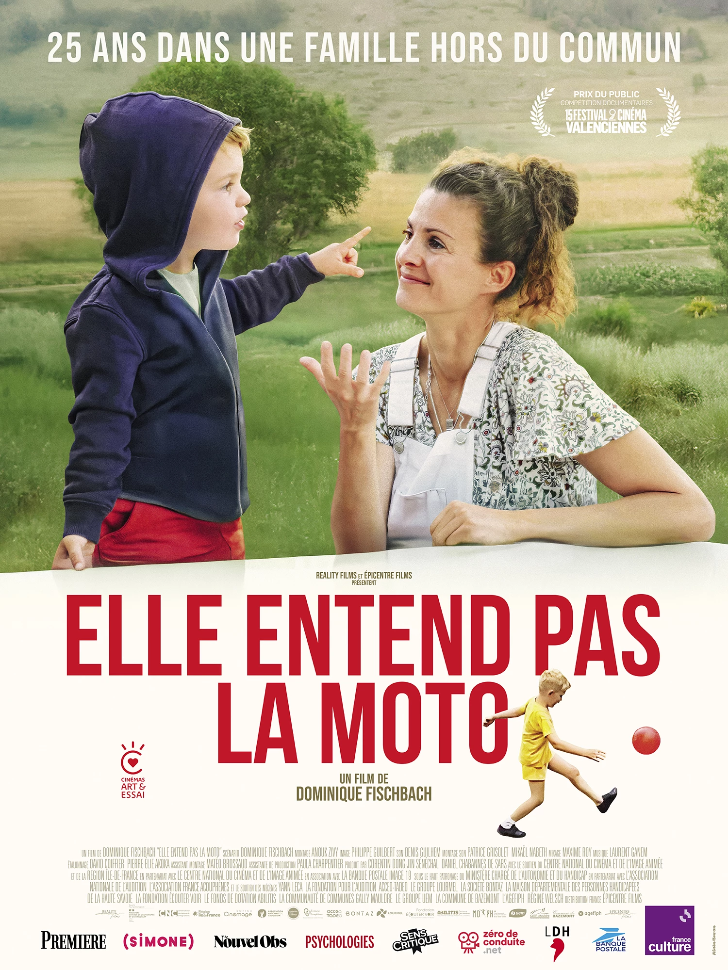 Elle entend pas la moto (Les Monteuses et monteurs associ&eacute;s)