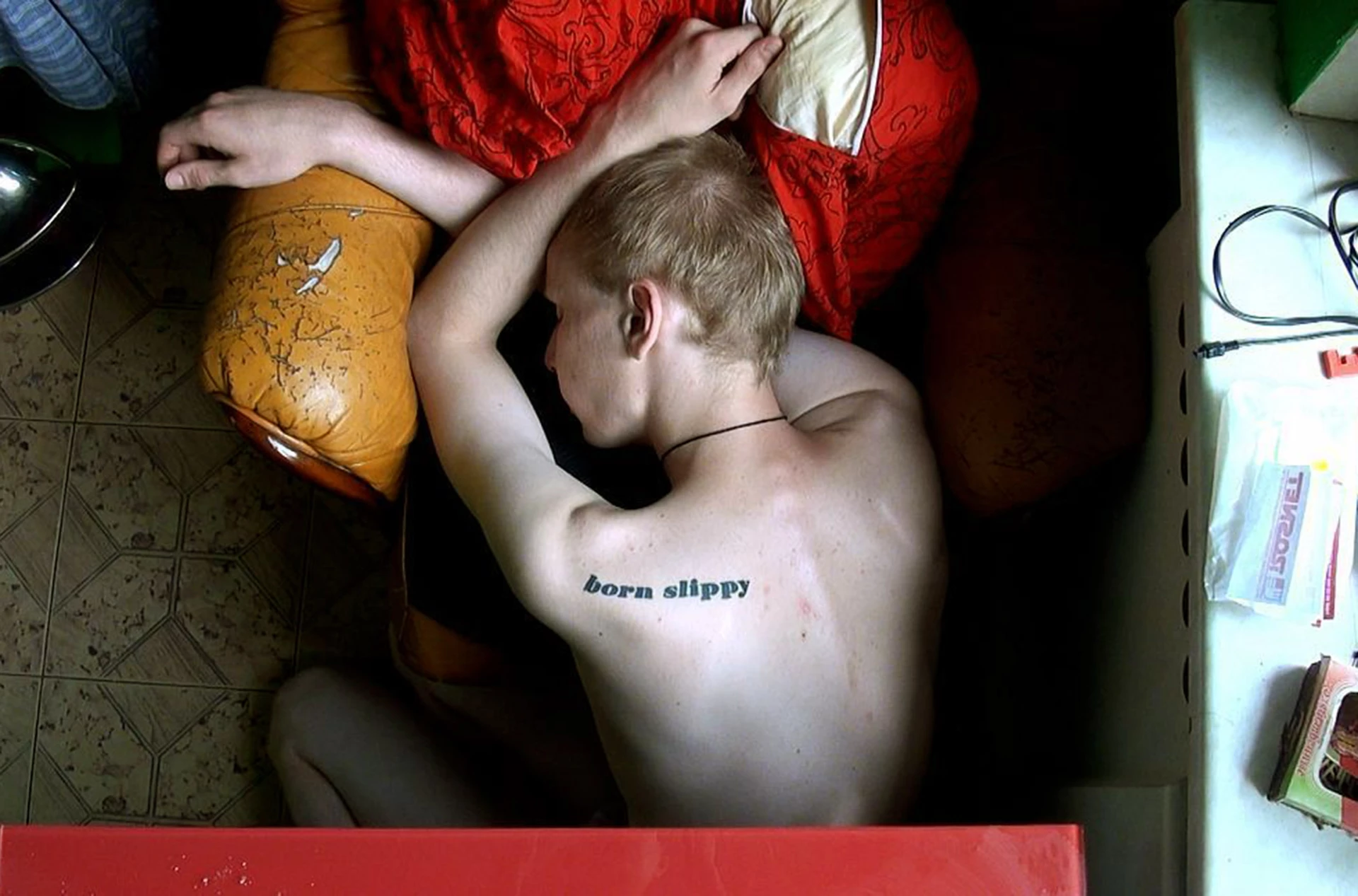 How to Save a Dead Friend (Les Monteuses et monteurs associ&eacute;s)