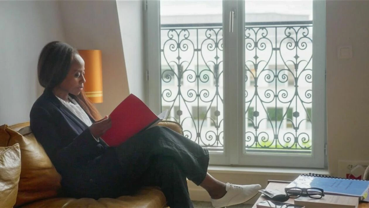 Les &Eacute;crans-rois, pi&egrave;ge ou paradis des ados (Les Monteuses et monteurs associ&eacute;s)