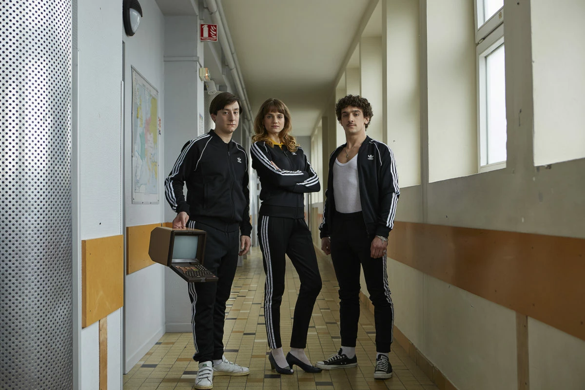 3615 Monique &ndash; Saison 1 (Les Monteuses et monteurs associ&eacute;s)