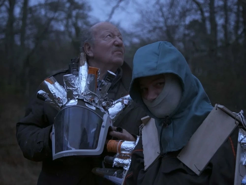 Un pays en flammes (Les Monteuses et monteurs associ&eacute;s)